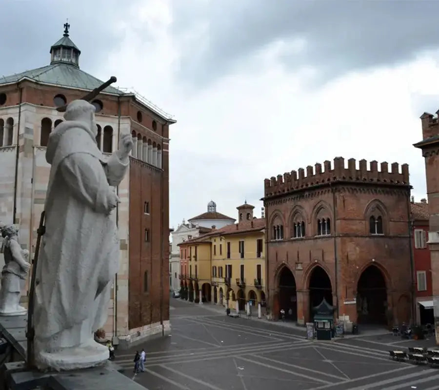 Cremona Italy-The Rise And Fall Of The Violin Hometown