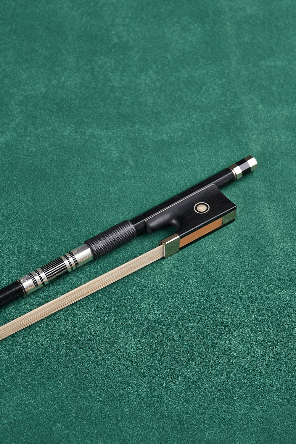 Classic Carbon Fiber Violin Bow B107 | Best Value | Generations of Bow Makers