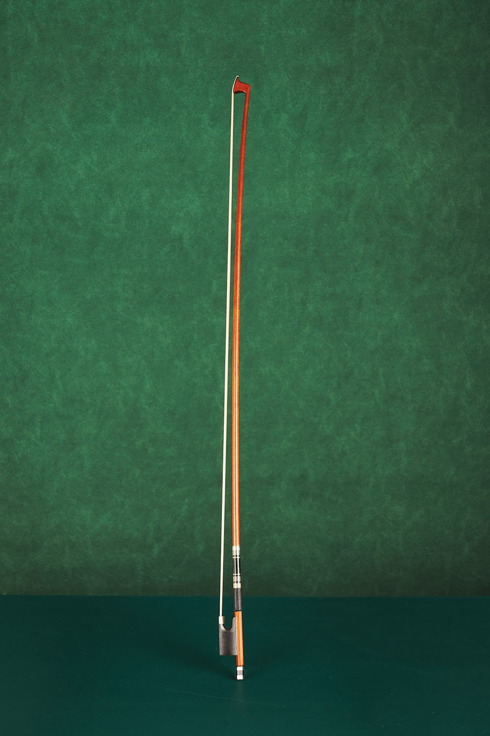 Heritage Series 2-Star Pernambuco Violin Bow B230
