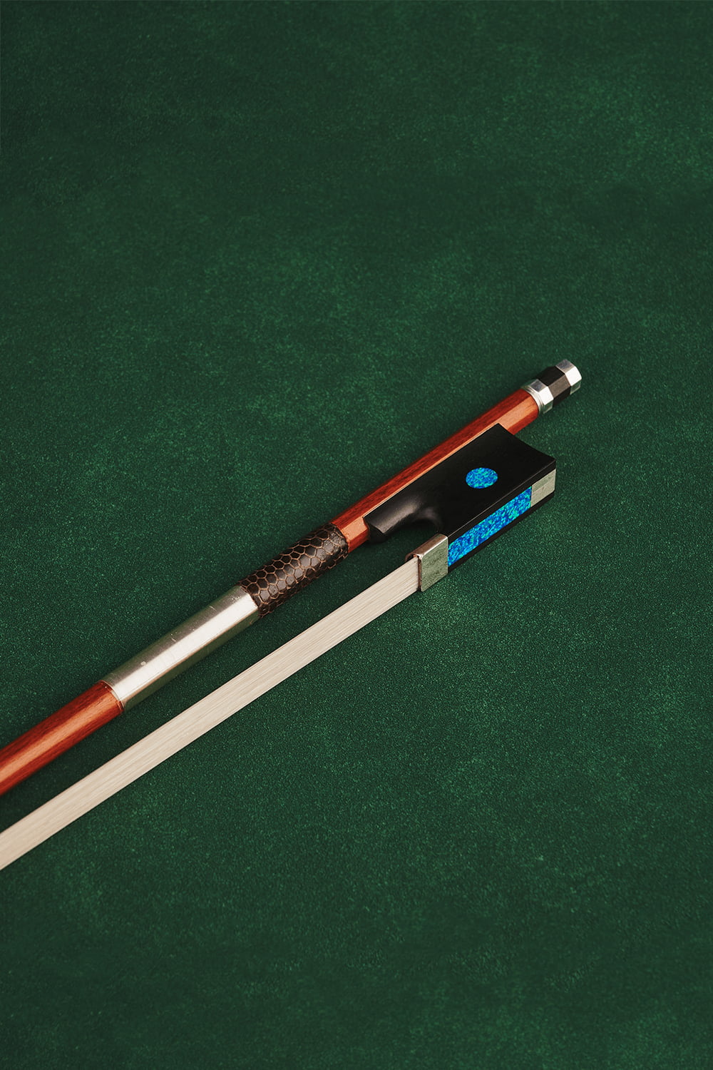 Heritage Series Sapphire Pernambuco Violin Bow B231