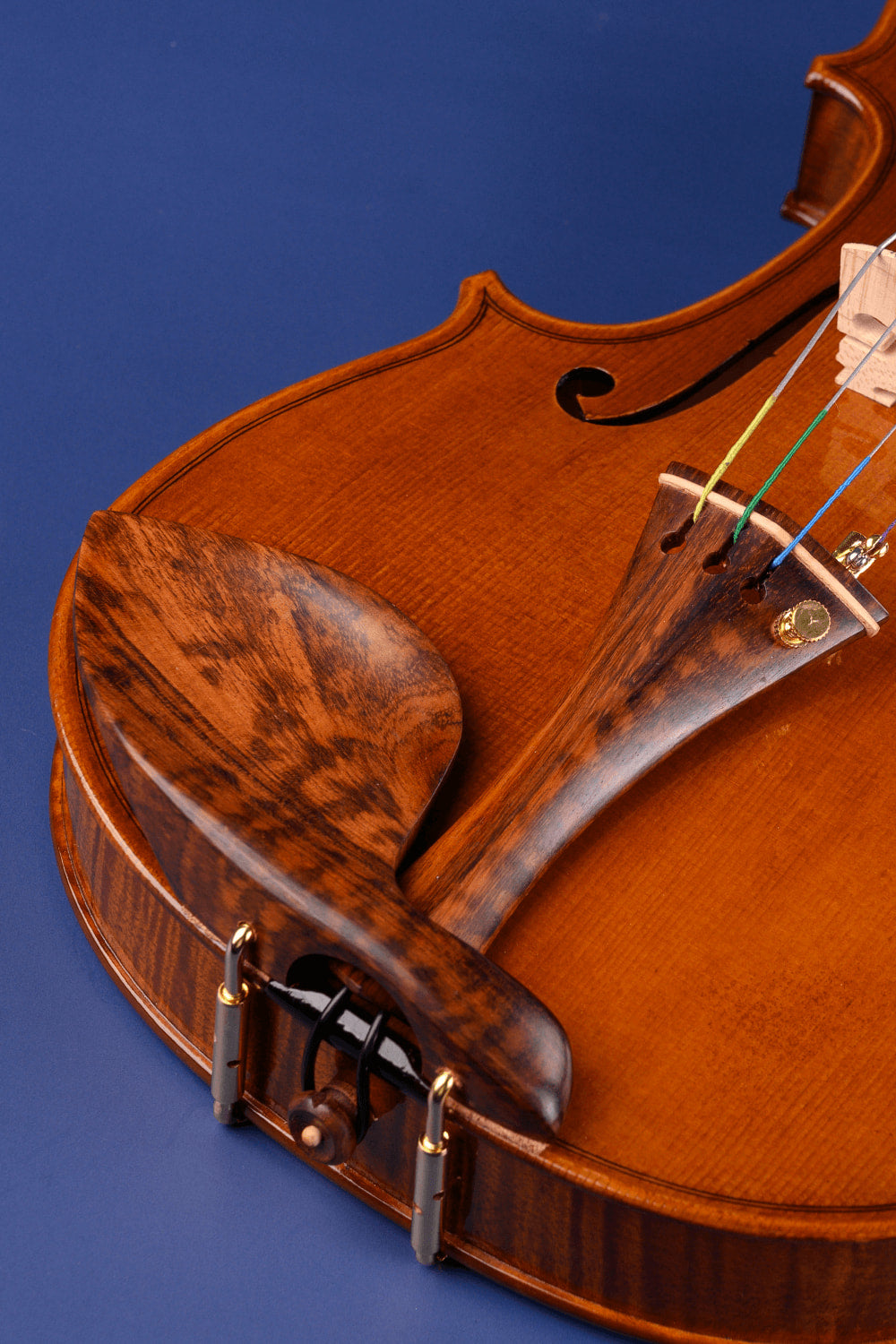 Lunar Violin工房 ROMANIAN CRAFTED STUDENT MODEL 3/4 VIOLIN OUTFIT | Tom Lee Music