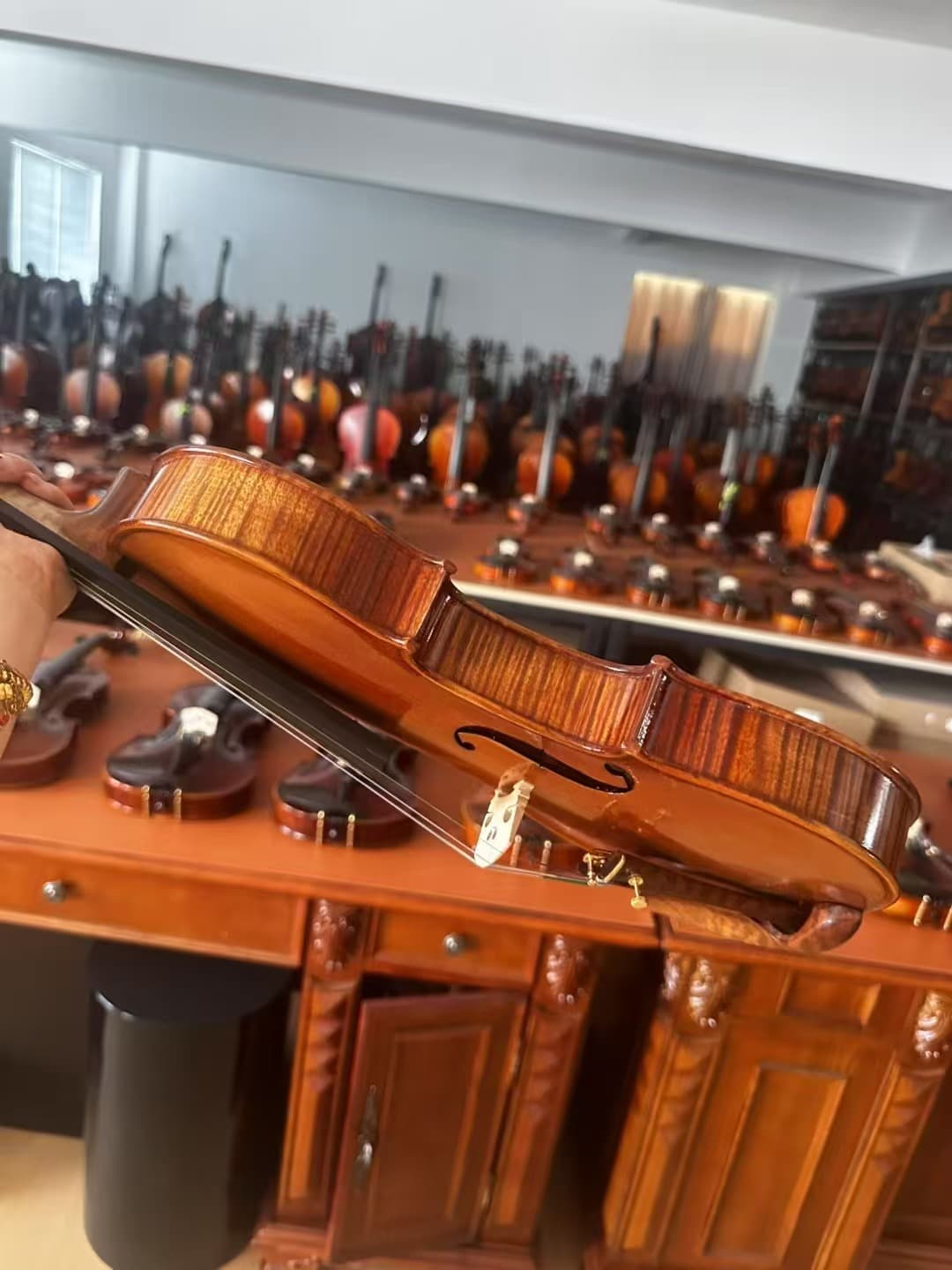 Lunar Violin工房 ROMANIAN CRAFTED STUDENT MODEL 3/4 VIOLIN OUTFIT | Tom Lee Music