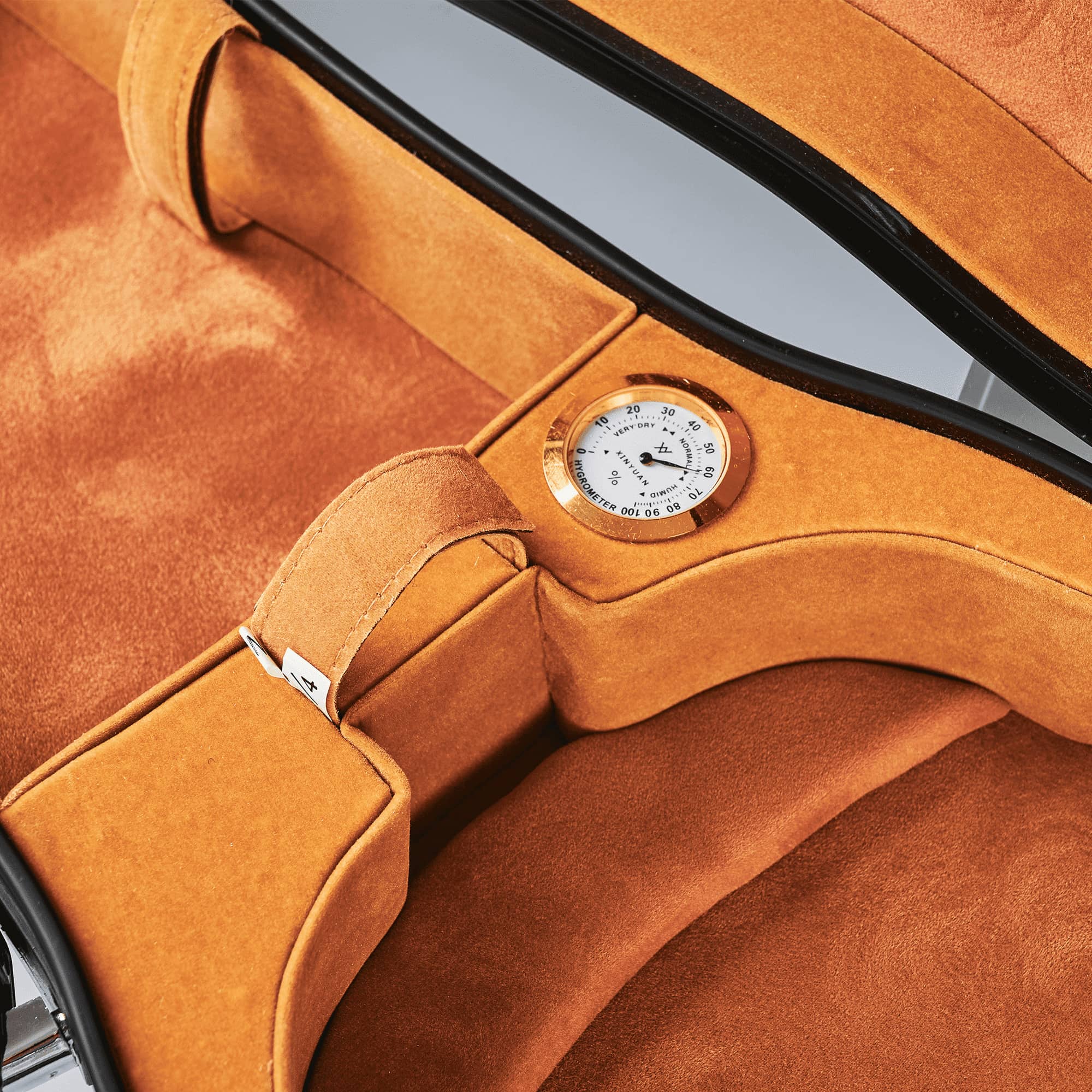Silver Arc Violin Case CT21 (Durable, Protective, and Stylish)