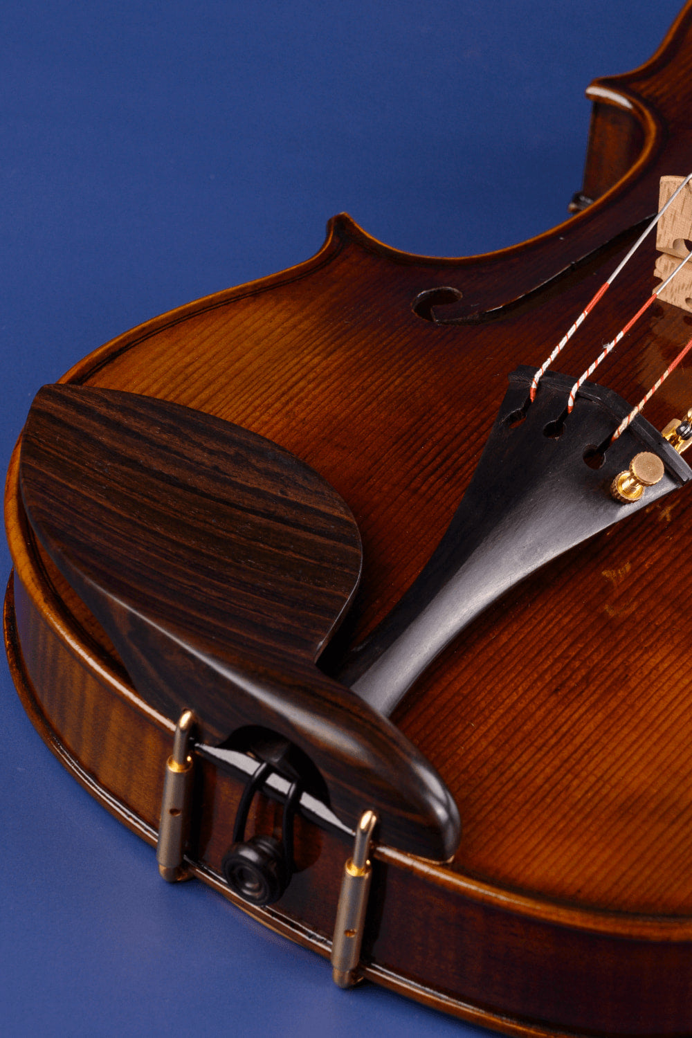 Soloist(Brown Finish) Two-piece Intermediate Violin L030